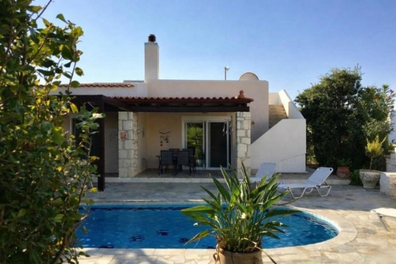 Loutra Kreta, Loutra: Charmante Villa mit privatem Pool und angelegtem Garten zu verkaufen Haus kaufen